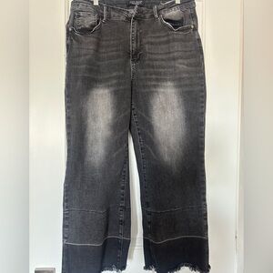 Judy Blue Charcoal Wide-Leg Cropped Jeans